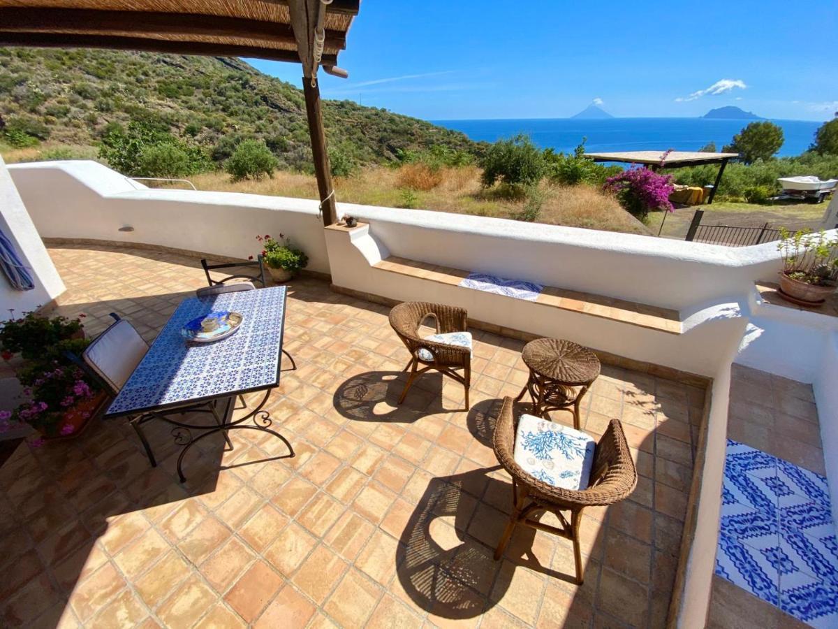 Case Vacanze Marina Longo Santa Marina Salina Exterior photo
