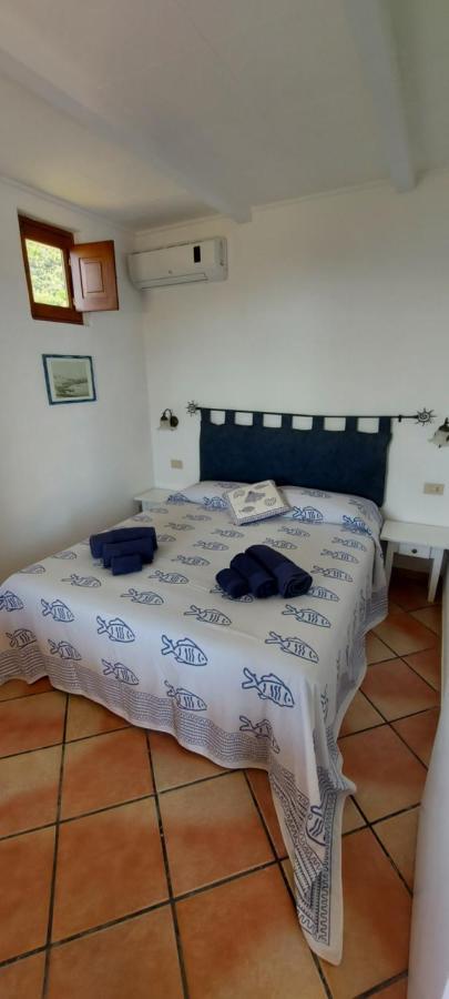 Case Vacanze Marina Longo Santa Marina Salina Exterior photo